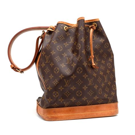 louis vuitton backpack second hand.